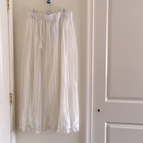 Chelsea & Theodore Maxi Skirt Size Large - Picture 4 of 8